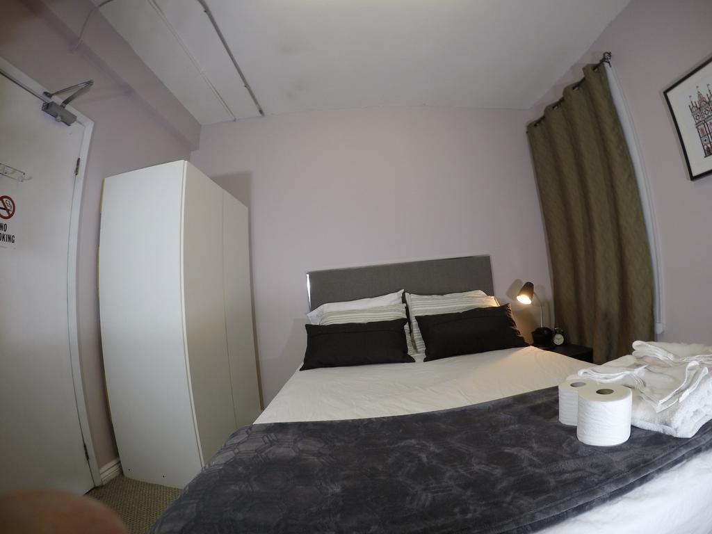 Saint Lawrence Residences And Suites Торонто Екстер'єр фото