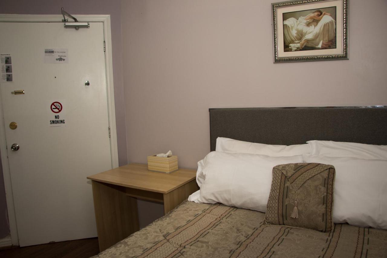 Saint Lawrence Residences And Suites Торонто Екстер'єр фото